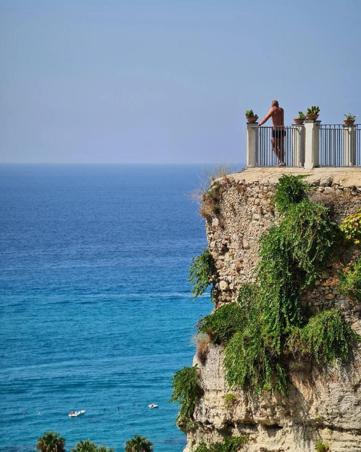Il Marchese Del Grillo Apartman Tropea Kültér fotó